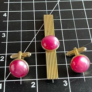 Vintage Men's Cufflink & Tie Clip Set Gold Tone Pink Cabochon MCM